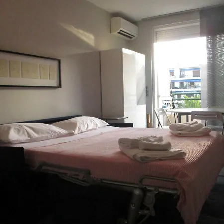Cattleya - Rue Halevy * Nizza