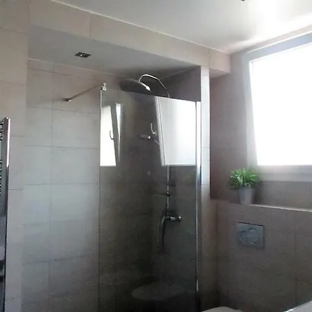 Cattleya - Rue Halevy Apartman